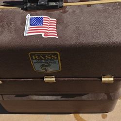 Umco 2080 Tackle Box Possum Belly Vintage