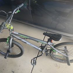 Razor BMX Bike