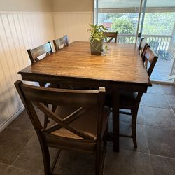 Dinning Table 