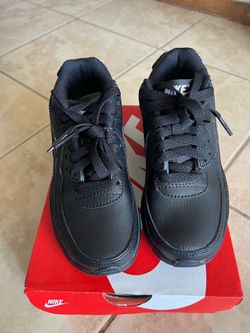 Youth Black Nike Air Max size 1