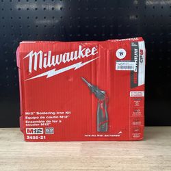 Milwaukee M12 12-Volt Lithium-Ion Cordless Soldering Iron Kit with (1) 1.5Ah Batteries, Charger & Hard Case