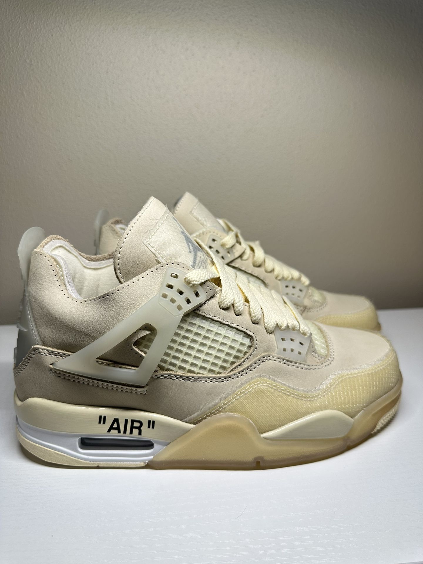 OFF-whites