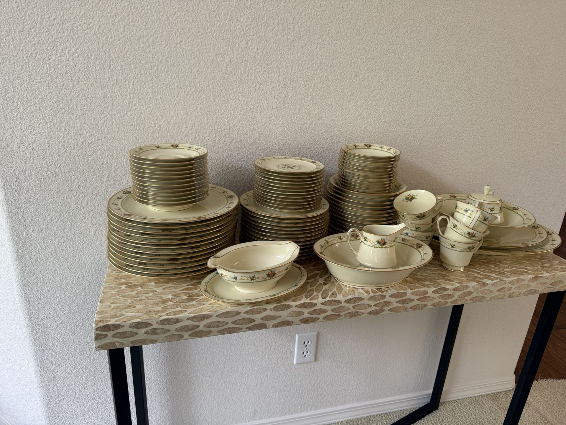 Noritake (Normandy Pattern) Fine China