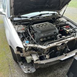 Parts Car  99 Acura Tl Runs And Drives Just Don’t Have Money To Fix 