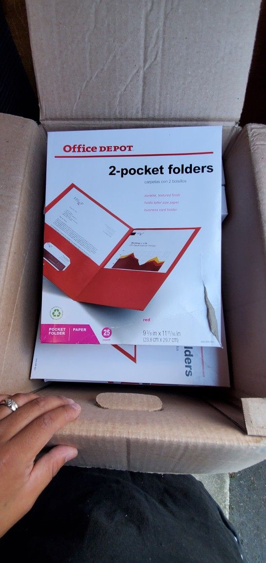 2 Pocket Folders