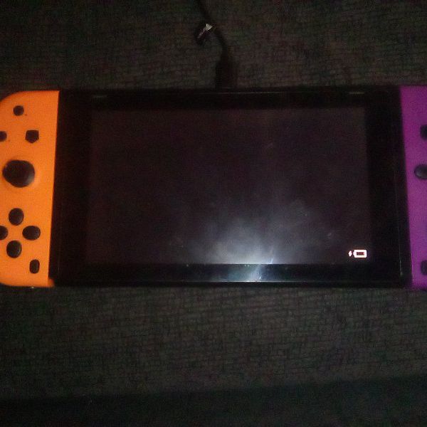 Nintendo Switch USED works Perfect 