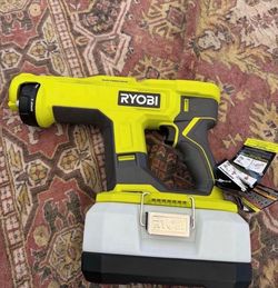 RYOBI ONE+18V Cordless Handheld Electrostatic Sprayer Kit PSP02K  Tool only