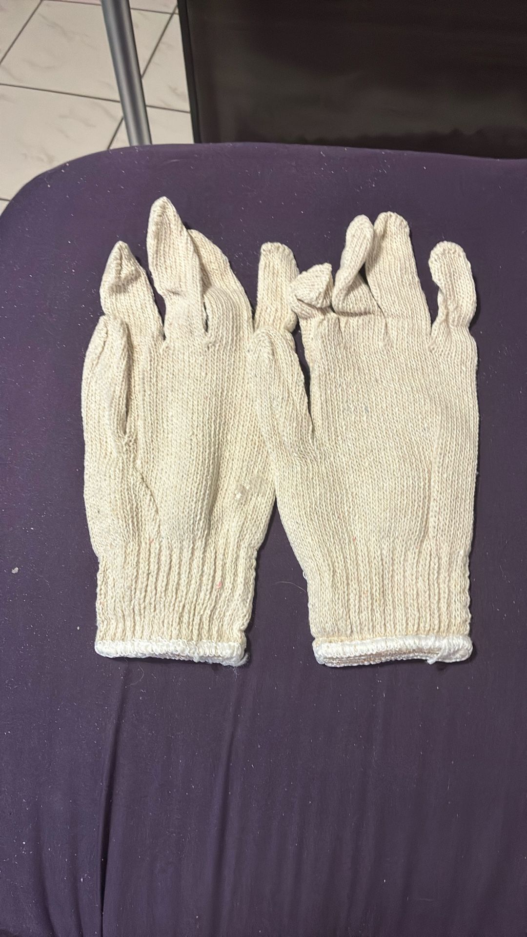 Work And Winter Gloves 12 Pairs Per Pack $5 A Pack Sold As Lots Of 12