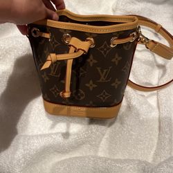 Bag Nano Noe Louis Vuitton 