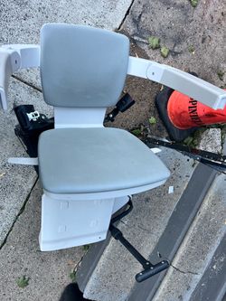 Stairlift Seat Assembly with Armrests