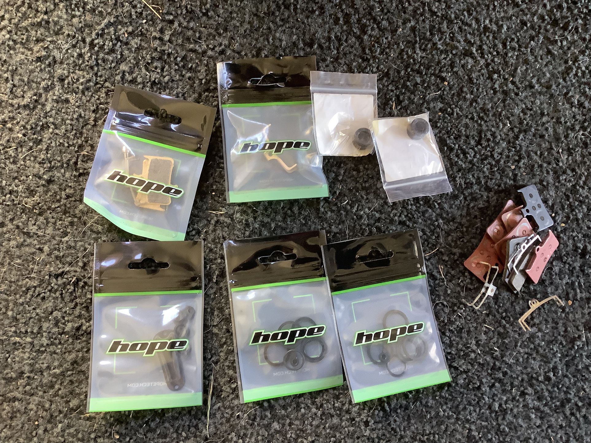 Hope E4 caliper kits, master cylinder, rebuild kit, brake pads