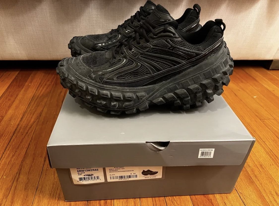 Balenciaga Defenders (Tire Shoes)