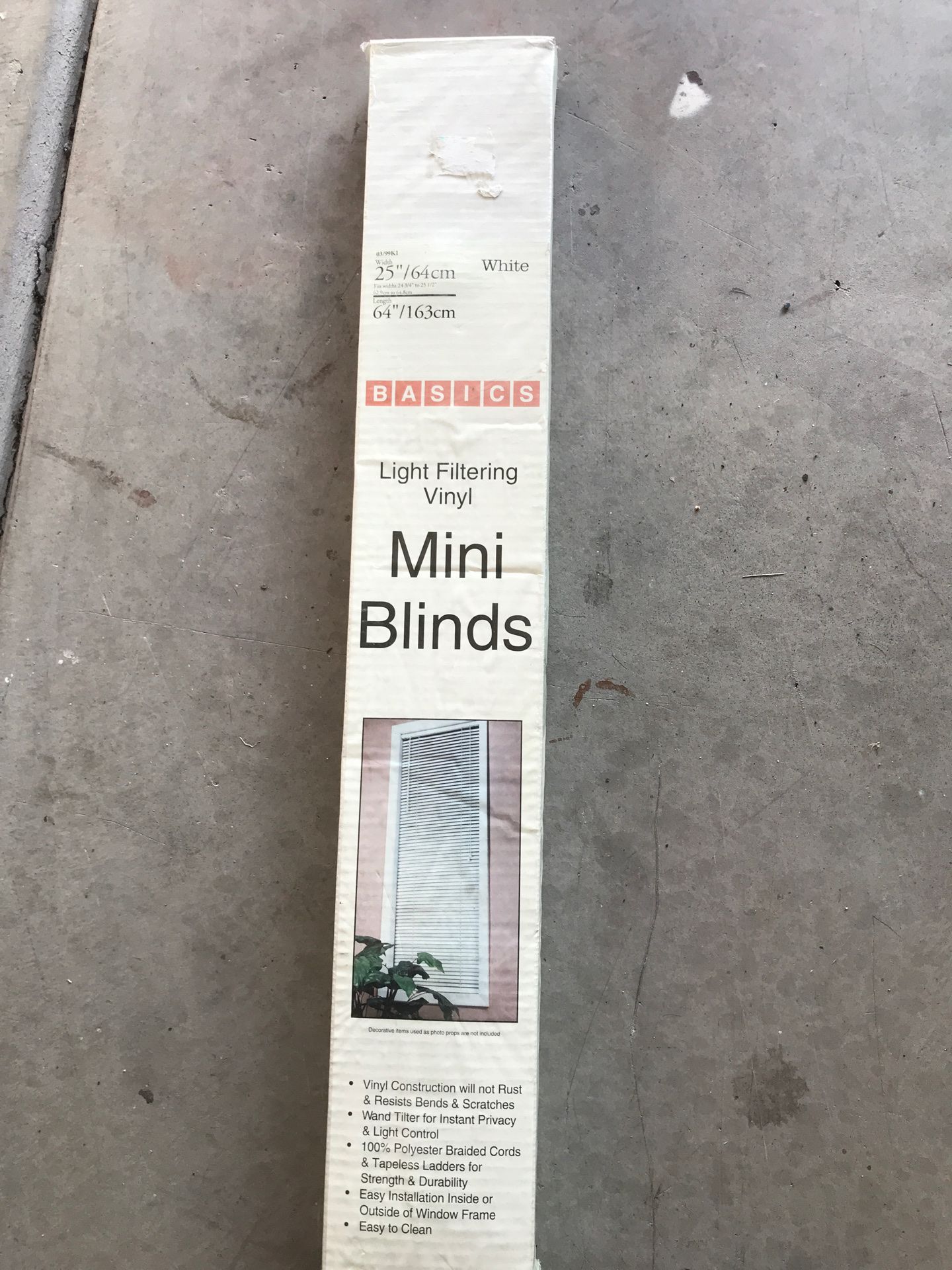 Mini blinds