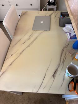 Dining table set