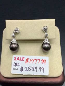 18KT White Gold Diamond Bezel Pearl Earrings
