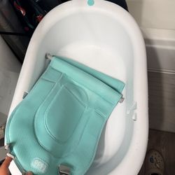 Frida Mom Baby Bath Tub 