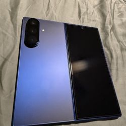 Z Fold 7 (Unlocked) 256gb