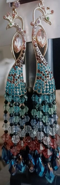 Betsey Johnson Peacock Beaded Chandelier Earrings for Sale in Lake Wylie SC OfferUp