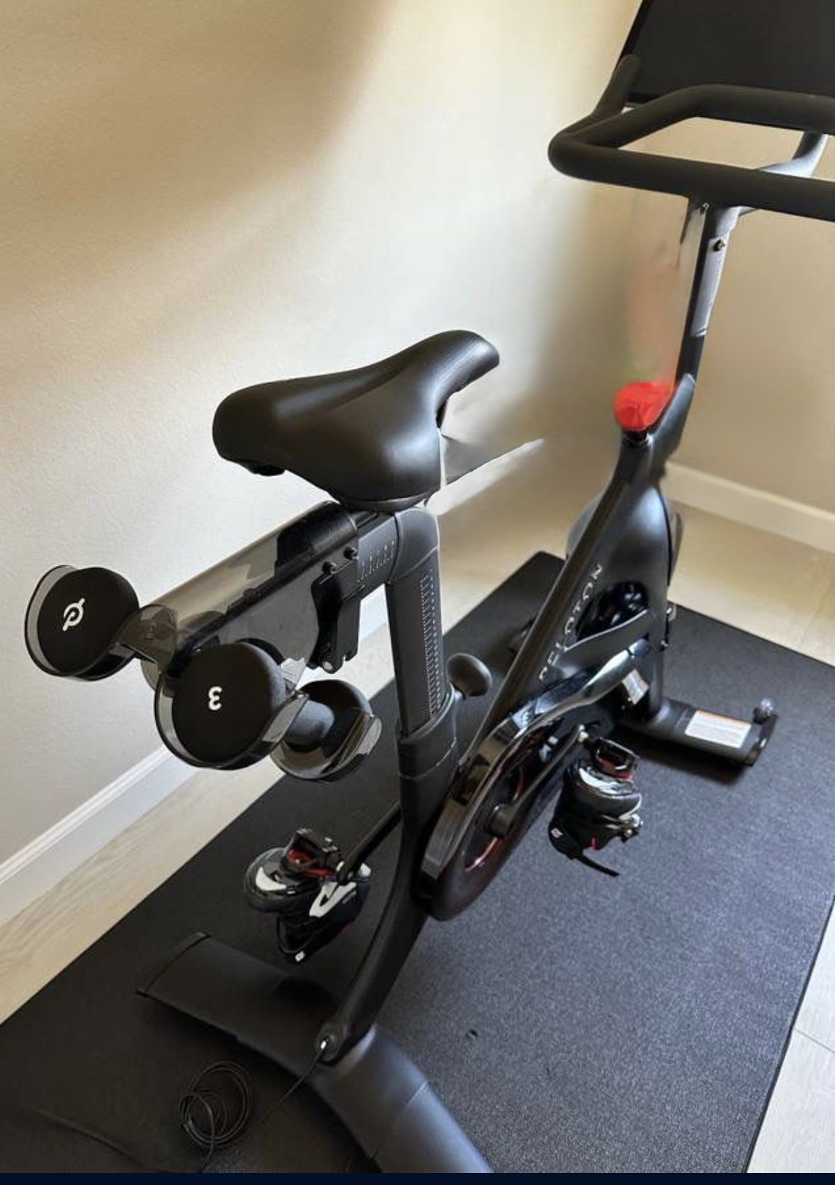 PELOTON Bike + Shoes Mens 44 & Womens 8