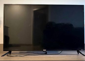 42 inch Roku tv with remote