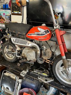 Honda z50 motor 1977