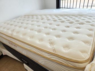Mattress and box spring king size