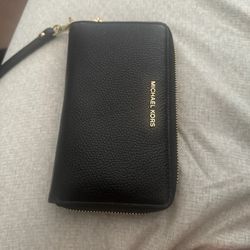 Michael Kors Smart Phone Wallet