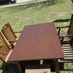 Table With 5 Chairs 