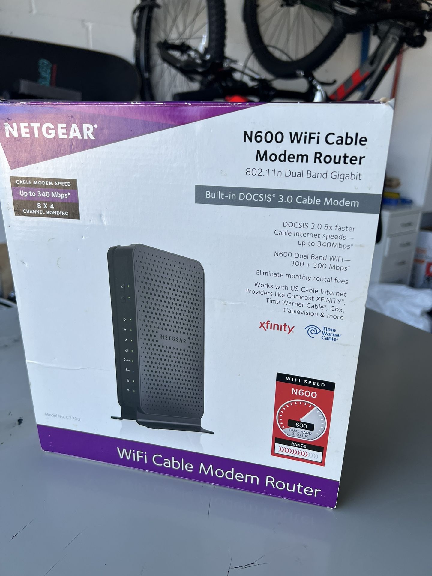 N600 WiFi Cable Modem Router