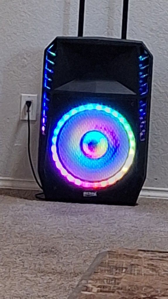 Bosina Grande De Bluetooth Muy Buena Sale for Sale in Mesquite, TX