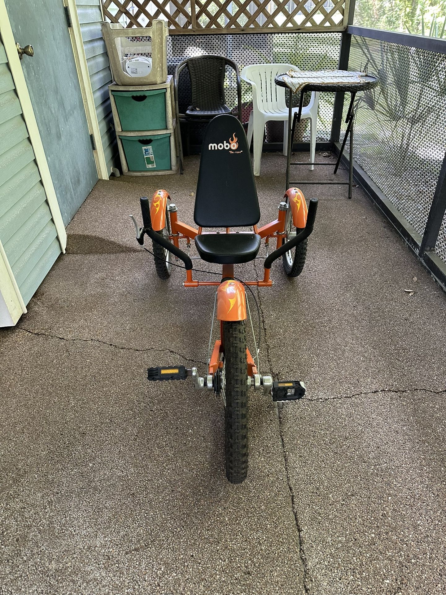 Mono Triton Pro Ultimate Three Wheeled Cruiser 20”
