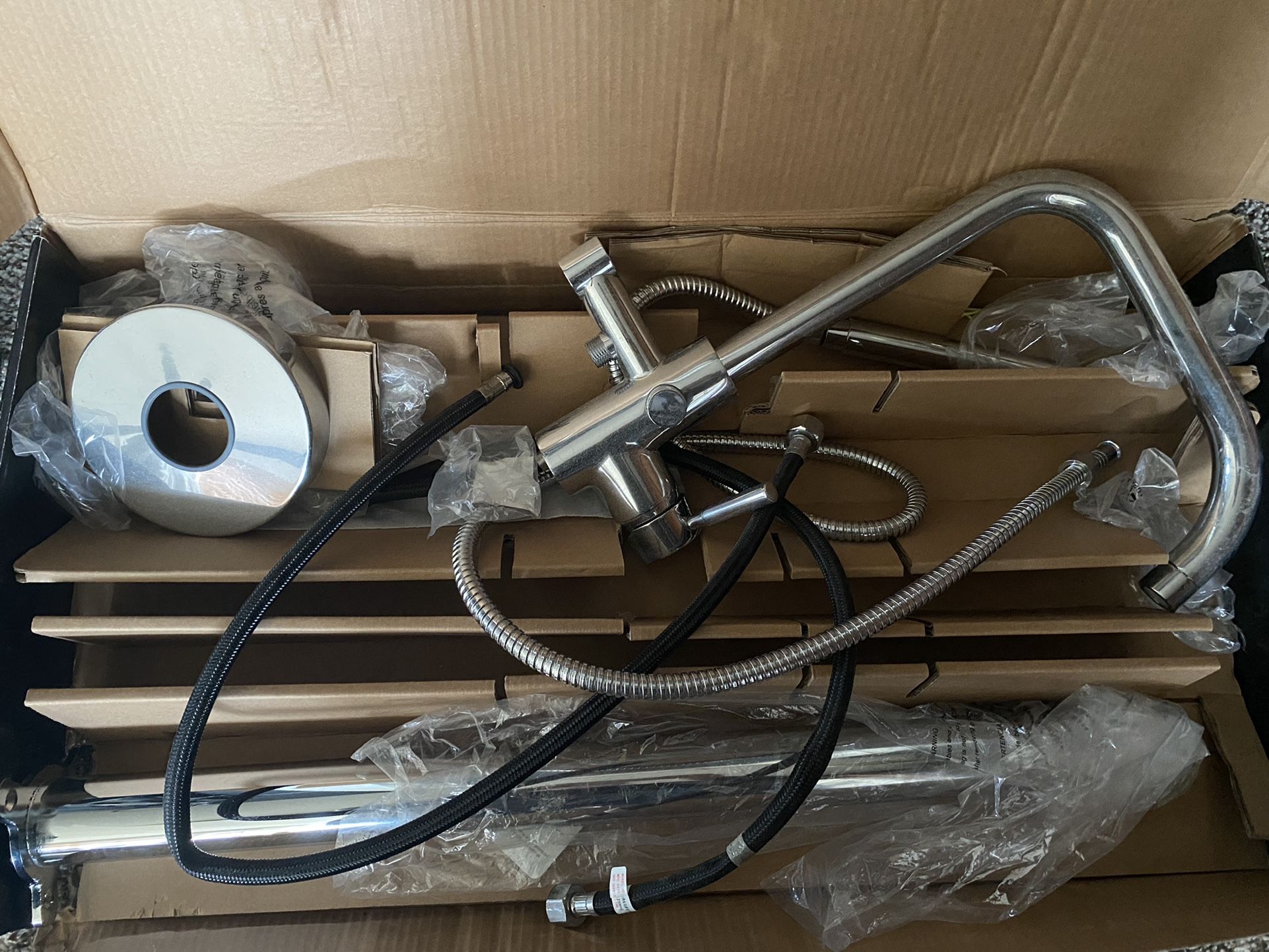 New Mirabelle Free standing Tub Filler for Sale in Graham, WA OfferUp