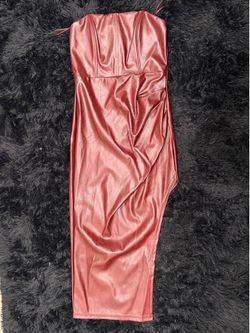 Long dress, wine red color, size small