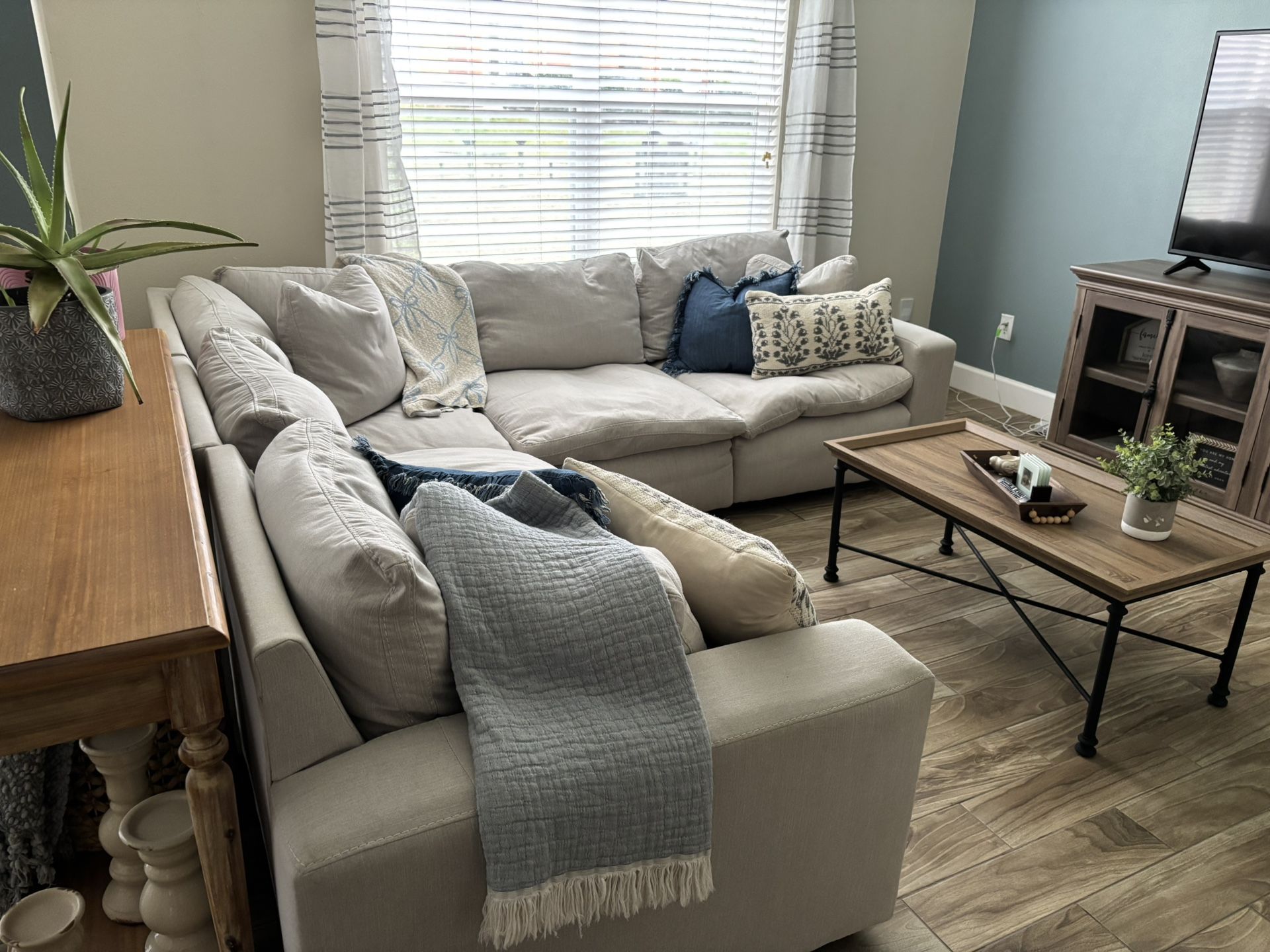 Ivory sectional Sofas & Couches