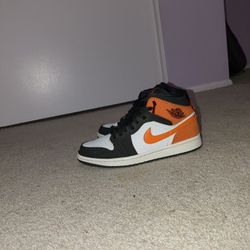 Air Jordan 1 Mid Shattered Backboard