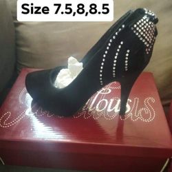 New Women’s Shoes Available In Size 7.5,8,8.5