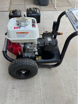 Simpson 3600 PSI/2.5 GPM Pressure Washer