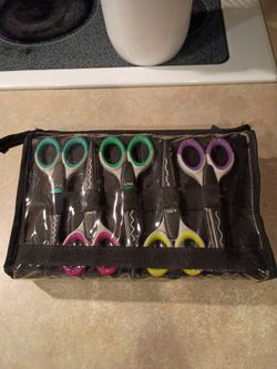 Craft scissors
