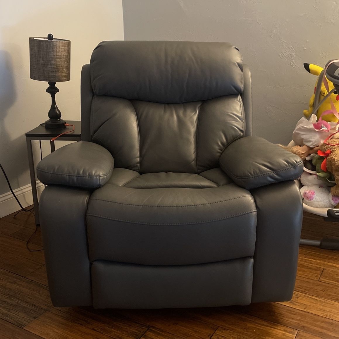 Comfortable Gray Recliner