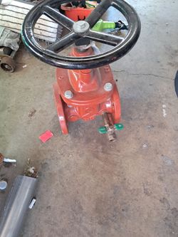 Red Flanged Gate Valve with Handwheel