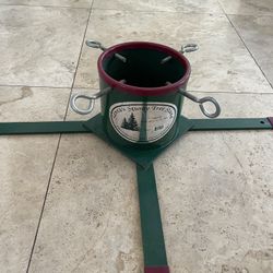 Heavy Duty Christmas Tree Stand 🎄