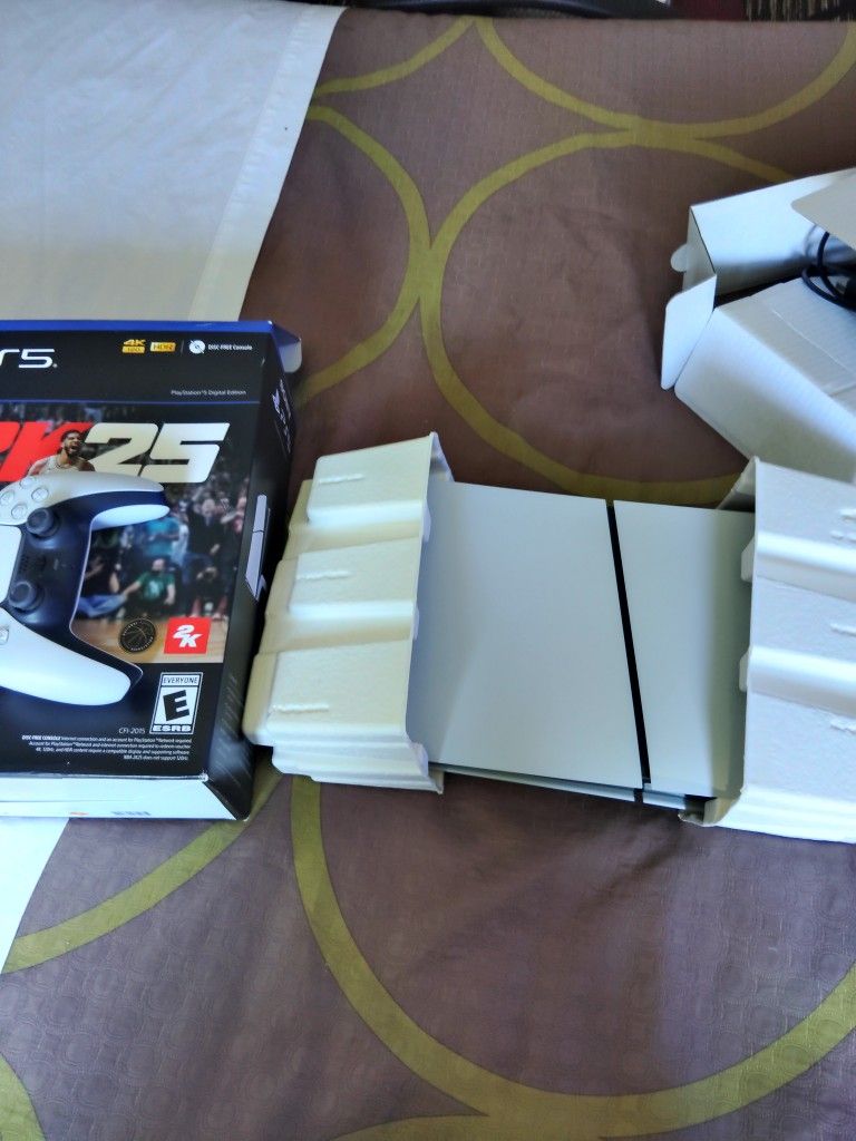 Play Station 5 ..W Madden 26 ..2k 25