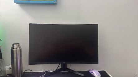 Gaming Monitor 27 Inch 300hz Curved