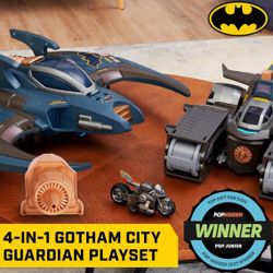 DC Comics, Batman, Gotham City Guardian Playset, 4-in-1 Transformation, Batman Figure