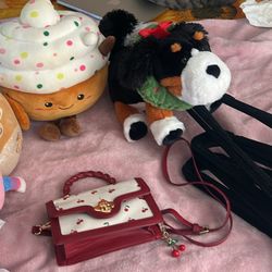 Purse , Stuffed Animals , 23 Hangers 