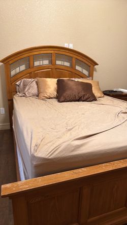 Bedroom suite queen combo