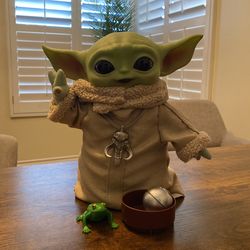 STAR WARS THE MANDALORIAN 11 in GROGU PLUSH ADVENTURE BUNDLE
