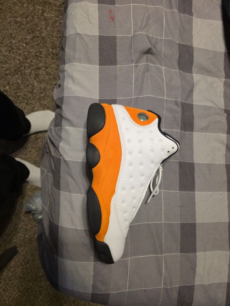 Jordan 13 Retro Starfish Men's Sneakers Size 12 Orange Suede/White/Black