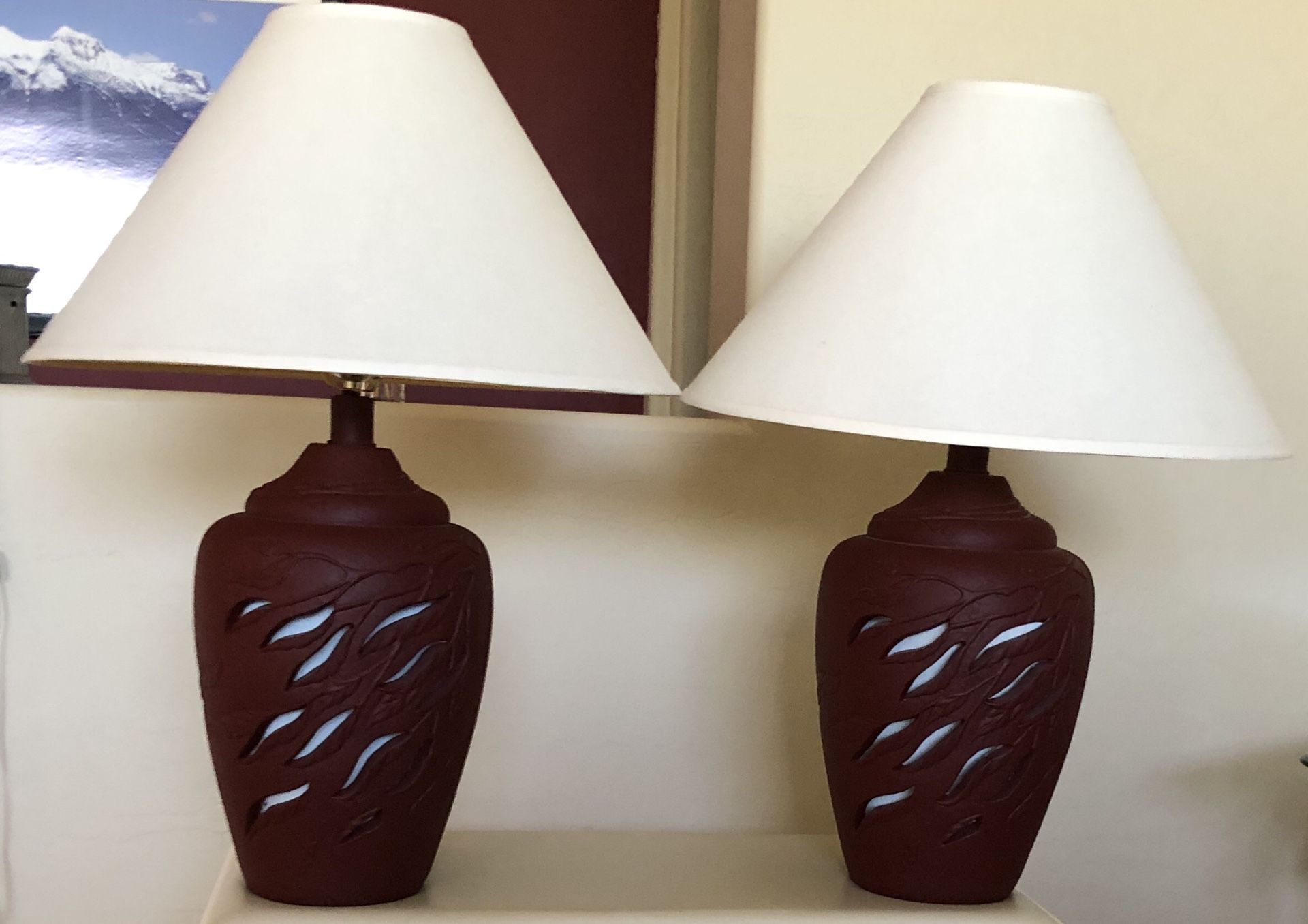 2 Lamps