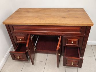 Wood Sideboard / Buffet Storage Cabinet – Lots of Storage